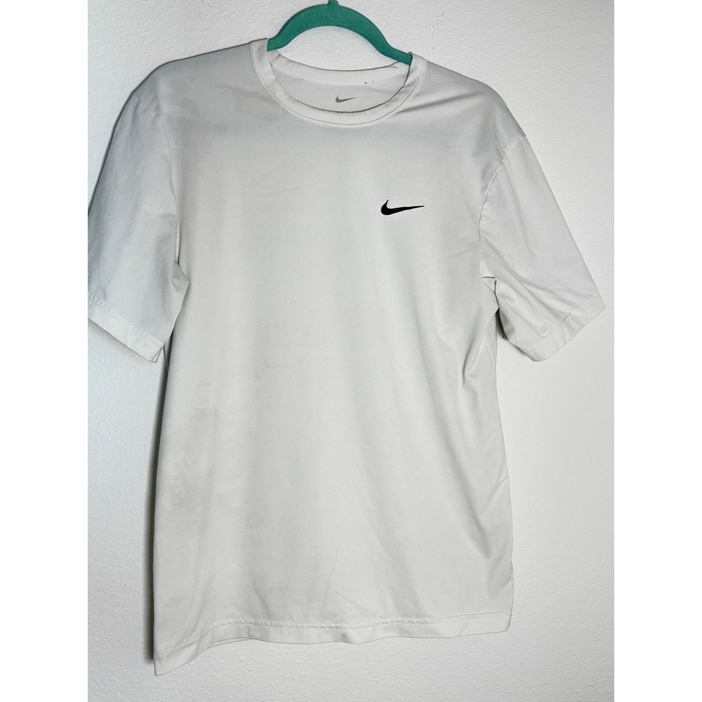 Nike Dri-FIT Mens White Short Sleeve Training T-Shirt Size Small‎ Swoosh Logo